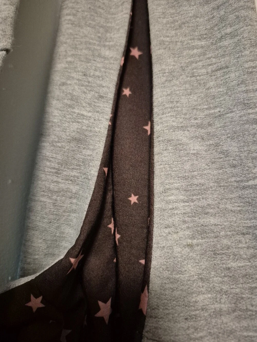 Pet Sling Bag Carrier with Reversible Star-Print Lining